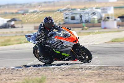 media/Oct-14-2023-TrackXperience (Sat) [[0517685739]]/Level 3/session 5 turn 12/